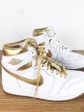 Nike Air Jordan 1 Hi OG White Metallic Gold FD2596-107 Women's Size 9